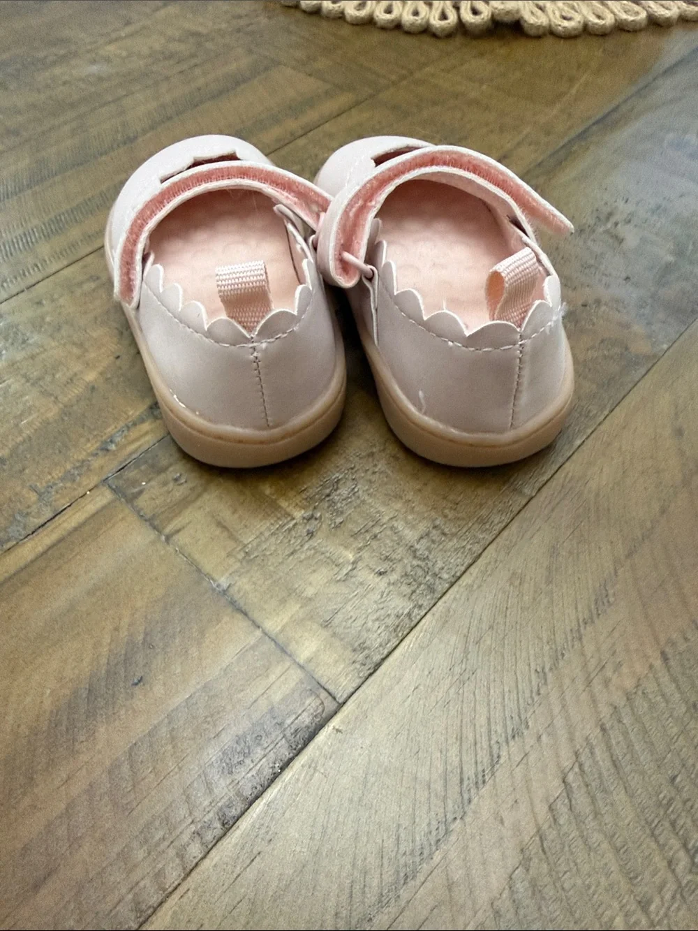 Carters Baby Girl Every Step First Walker shoes NWOT